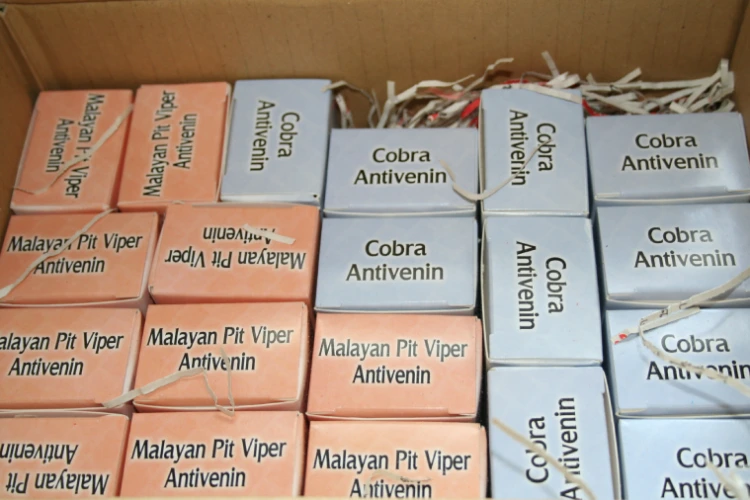 A box of antivenoms A box of antivenoms